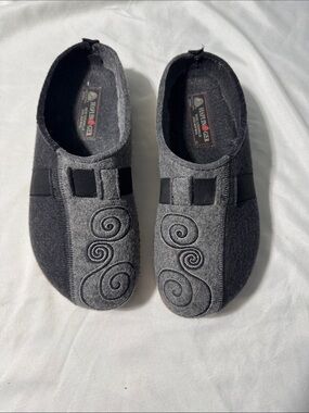 Haflinger Wool Felt Slippers – Hard Sole – EU 42 / US Women’s 11